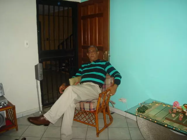 Hombre de 66 busca mujer para hacer pareja en San Diego, Venezuela