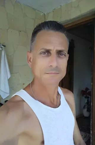 Hombre de 56 busca mujer para hacer pareja en Santa clara, Cuba