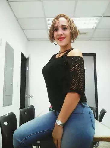 Mujer de 43 busca hombre para hacer pareja en Valencia, Venezuela