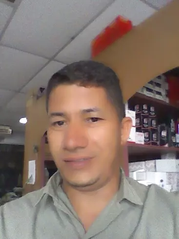 Hombre de 50 busca mujer para hacer pareja en Tegucigalpa, Honduras