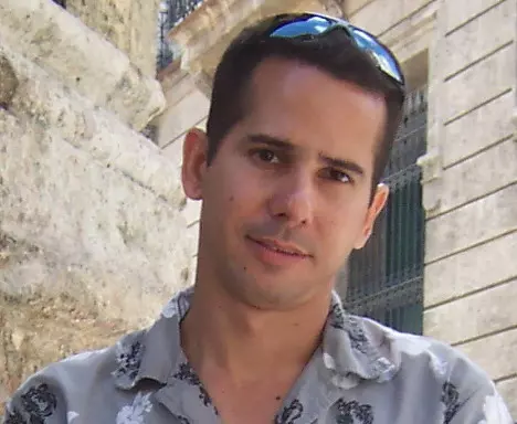 Hombre de 52 busca mujer para hacer pareja en Habana, Cuba