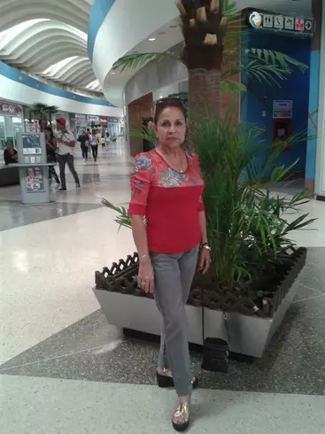 Mujer de 70 busca hombre para hacer pareja en Tachira, Venezuela
