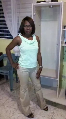 Mujer de 46 busca hombre para hacer pareja en Santo Domingo, República Dominicana