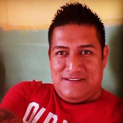 Hombre de 47 busca mujer para hacer pareja en Manta, Ecuador