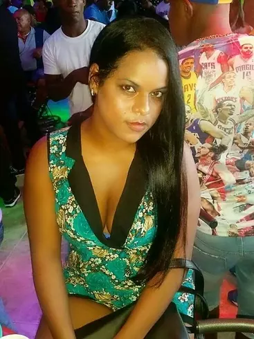 Chica de 33 busca chico para hacer pareja en Santo Domingo, República Dominicana