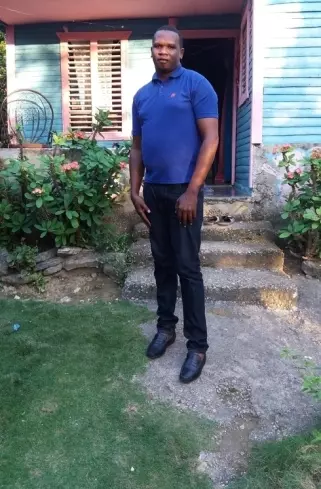 Hombre de 37 busca mujer para hacer pareja en San cristobal, República Dominicana