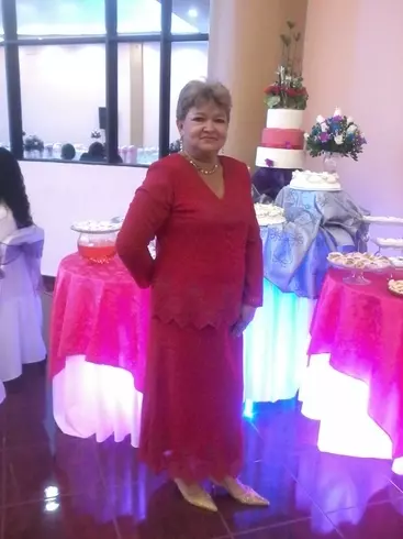 Mujer de 63 busca hombre para hacer pareja en Guayaquil, Ecuador
