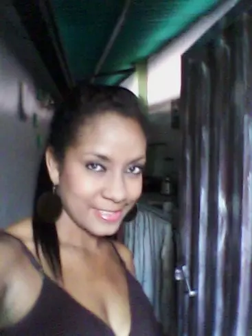 Mujer de 36 busca hombre para hacer pareja en Merida, Venezuela