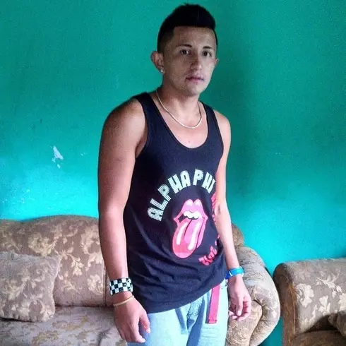 Chico de 30 busca chica para hacer pareja en Morazan Yoro, Honduras