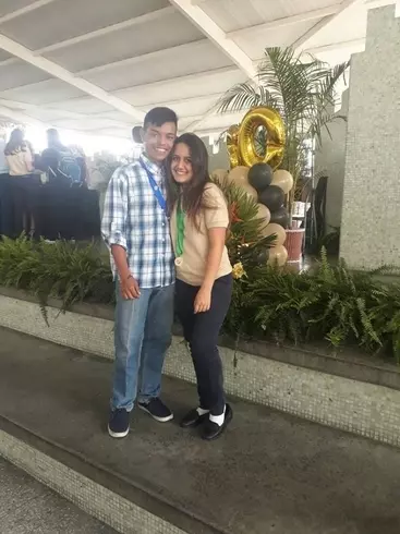 Chico de 23 busca chica para hacer pareja en Caracas, Venezuela