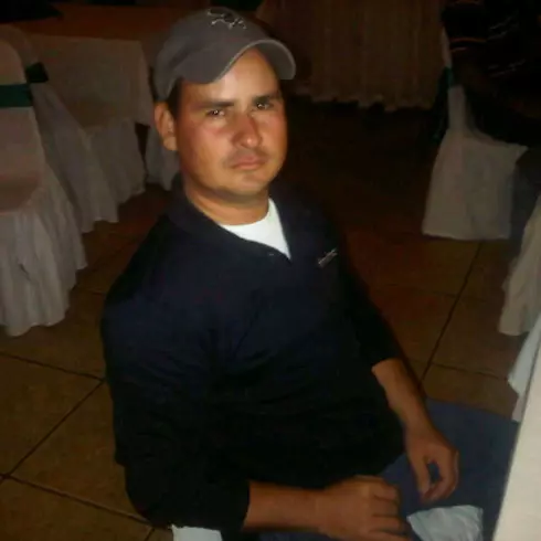 Hombre de 43 busca mujer para hacer pareja en Puerto Cortes, Honduras
