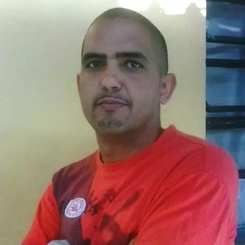 Hombre de 43 busca mujer para hacer pareja en Miranda, Venezuela