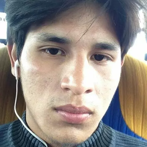 Chico de 26 busca chica para hacer pareja en Ambato, Ecuador