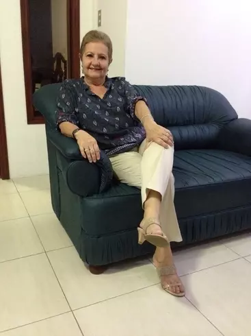 Mujer de 70 busca hombre para hacer pareja en Guayaquil, Ecuador
