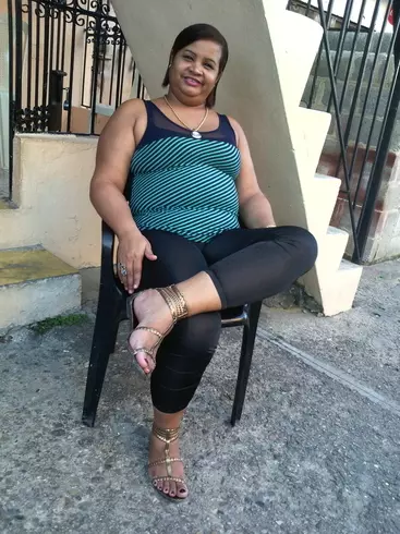 Mujer de 45 busca hombre para hacer pareja en Santo Domingo, República Dominicana