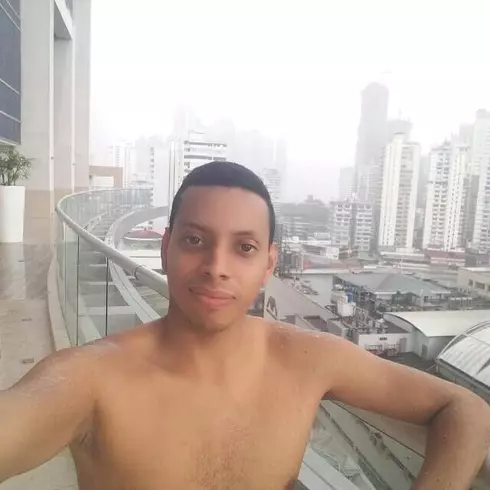 Chico de 31 busca chica para hacer pareja en Arraijan, Panamá