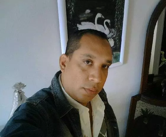 Hombre de 53 busca mujer para hacer pareja en GUAYANA, Venezuela