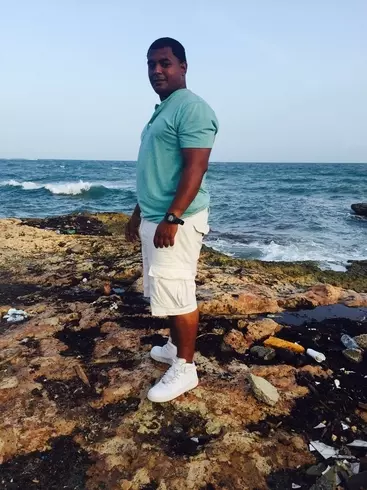 Hombre de 38 busca mujer para hacer pareja en Sampedro, República Dominicana