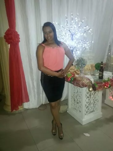 Mujer de 38 busca hombre para hacer pareja en Guayaquil, Ecuador
