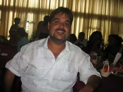 Hombre de 54 busca mujer para hacer pareja en Artemisa, Cuba