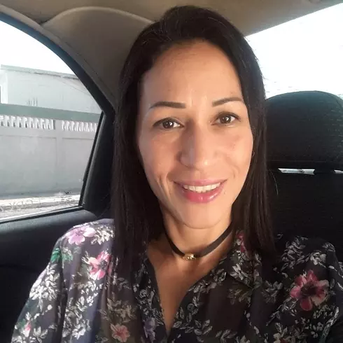 Mujer de 49 busca hombre para hacer pareja en Maracaibo, Venezuela