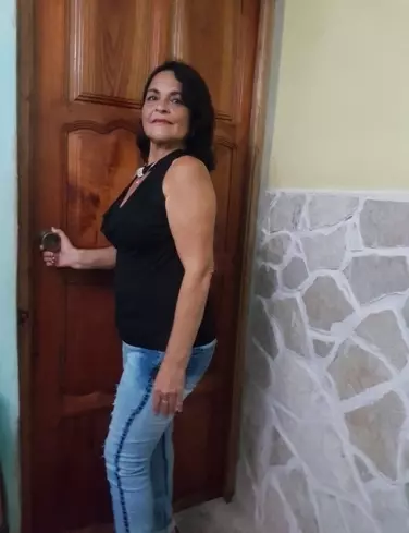 Mujer de 56 busca hombre para hacer pareja en Holguin, Cuba