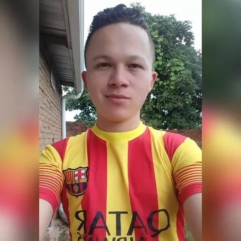 Chico de 27 busca chica para hacer pareja en Tegucigalpa, Honduras