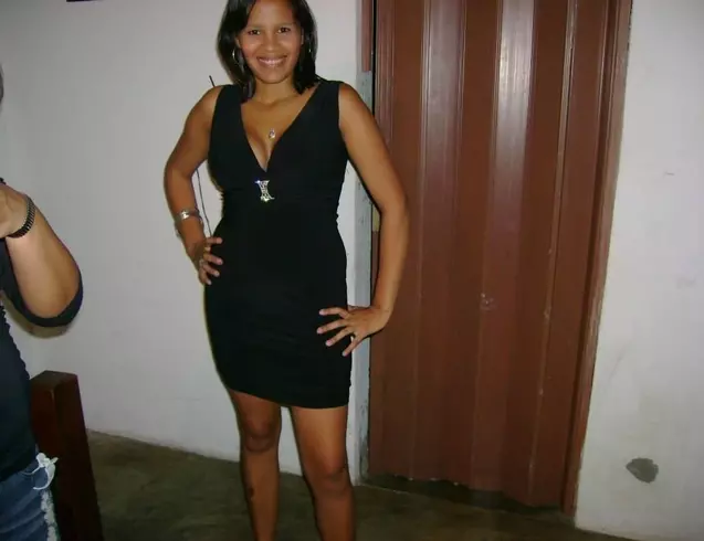 Chica de 28 busca chico para hacer pareja en Miranda, Venezuela