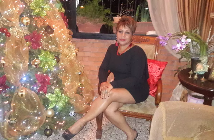 Mujer de 51 busca hombre para hacer pareja en Santo Domingo, República Dominicana