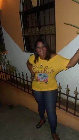Mujer de 43 busca hombre para hacer pareja en San cristobal, República Dominicana