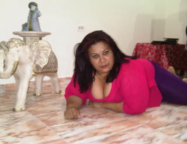 Mujer de 60 busca hombre para hacer pareja en Valencia, Venezuela