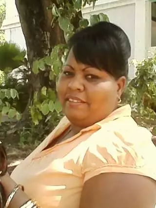 Mujer de 48 busca hombre para hacer pareja en Santago De Cuba, Cuba