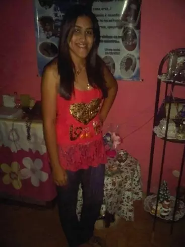 Chica de 25 busca chico para hacer pareja en Barquisimeto, Venezuela