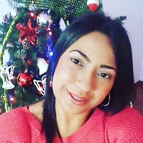 Mujer de 47 busca hombre para hacer pareja en Caracas, Venezuela