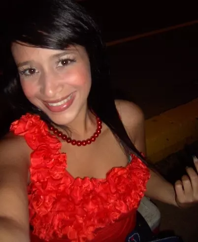 Chica de 35 busca chico para hacer pareja en Coro, Venezuela