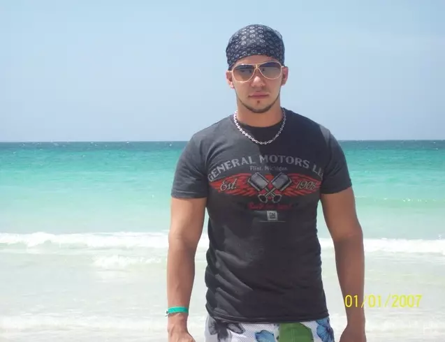 Chico de 33 busca chica para hacer pareja en Santa clara, Cuba