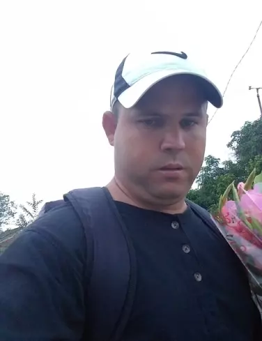 Hombre de 38 busca mujer para hacer pareja en Pinar del rio, Cuba