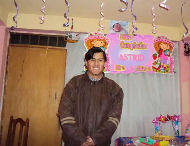 Chico de 33 busca chica para hacer pareja en Cusco, Perú