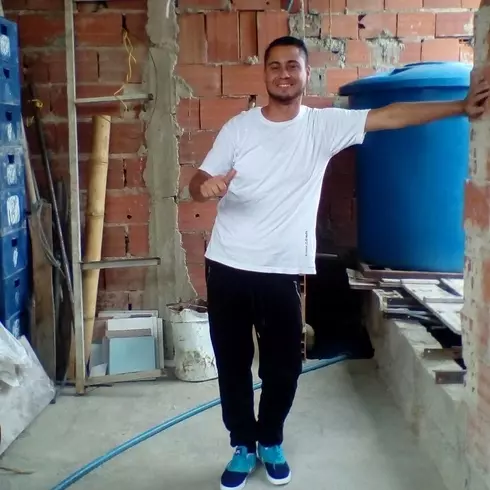Hombre de 36 busca mujer para hacer pareja en Maracay, Venezuela