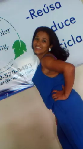 Mujer de 41 busca hombre para hacer pareja en República Dominicana