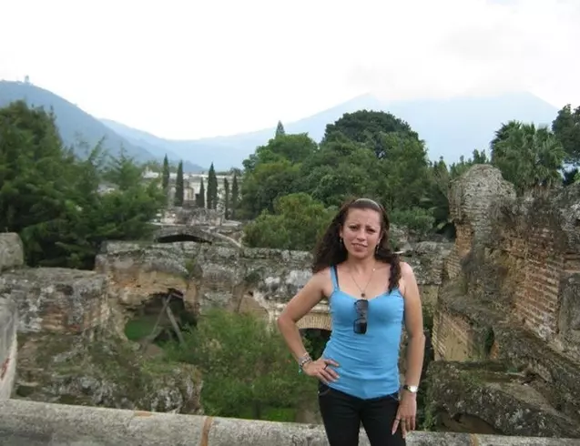 Mujer de 48 busca hombre para hacer pareja en Guatemala