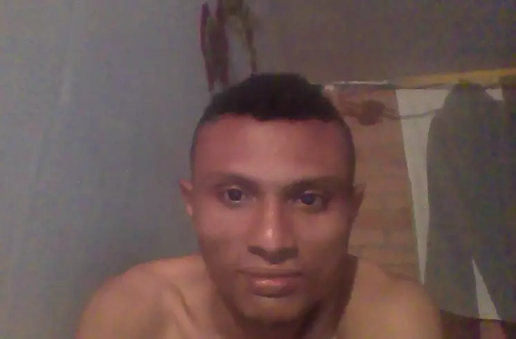 Chico de 33 busca chica para hacer pareja en Barranquilla, Colombia