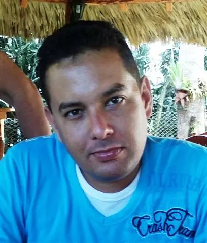 Hombre de 45 busca mujer para hacer pareja en Santa clara, Cuba