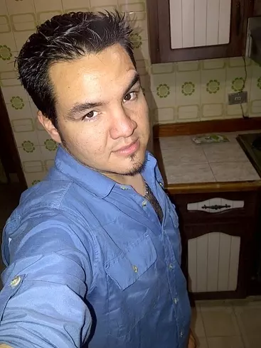 Hombre de 41 busca mujer para hacer pareja en Valencia, Venezuela