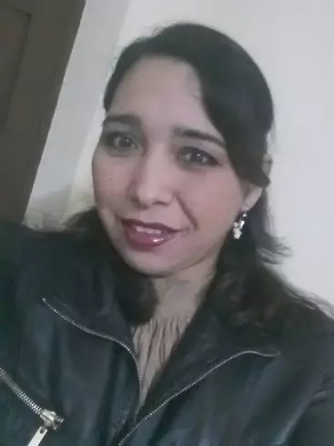 Mujer de 42 busca hombre para hacer pareja en Bolivia