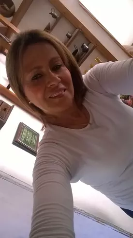 Mujer de 61 busca hombre para hacer pareja en Floridablanca, Colombia