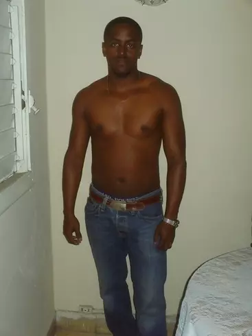 Hombre de 40 busca mujer para hacer pareja en Ciudad de la habana, Cuba