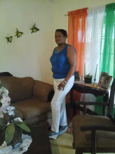 Mujer de 56 busca hombre para hacer pareja en San Felipe de Puerto Plata, República Dominicana