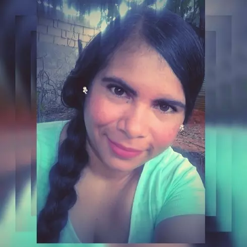 Chica de 33 busca chico para hacer pareja en Venezuela